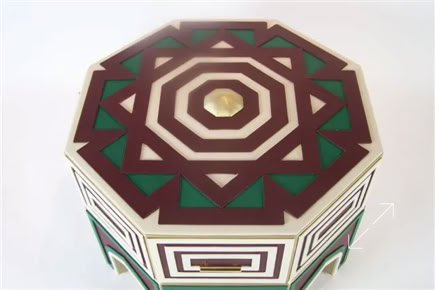 Alzayani Jewelry Collection Box - Star of Beauty by Swiss Packaging.